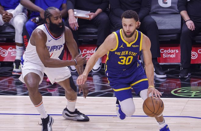 场均14分，却被三巨头强行保护！八年四冠王朝奠基者，你该离开了