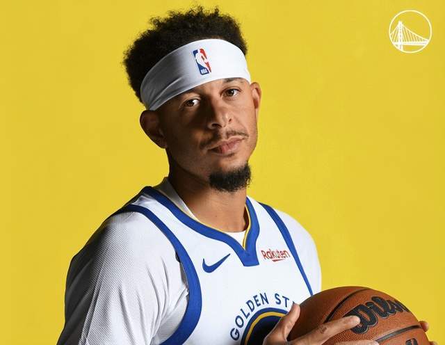 一夜3大消息！勇士2签1裁达成，快船召开内部会议，詹姆斯复出