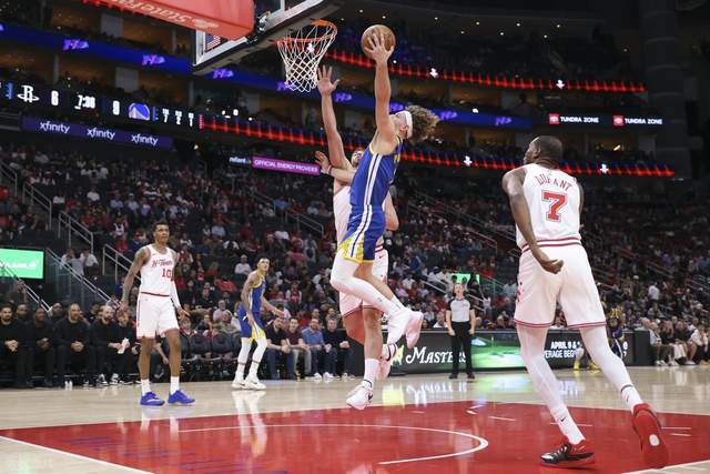 陷低迷！火箭4分落后残阵勇士：三分球17中5，谢泼德替补11分