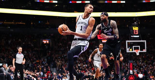 文班：我需要更好地接受理疗和更多的睡眠 本场状态并不理想