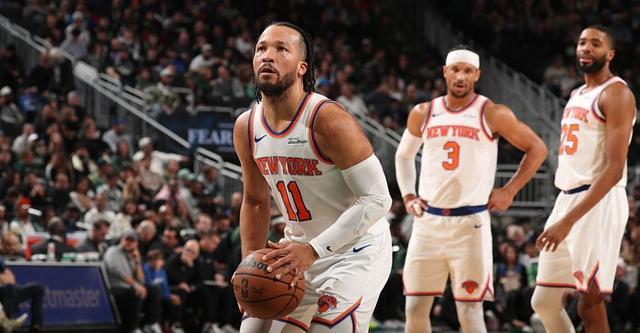 布伦森27分阿努诺比24分 尼克斯轻取雄鹿