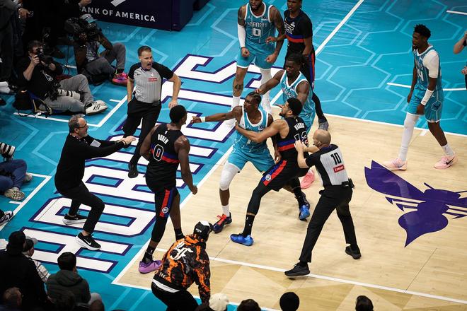 重磅！4人禁赛17场&损失156万，23岁9号秀被裁，火箭旧将签约奇才