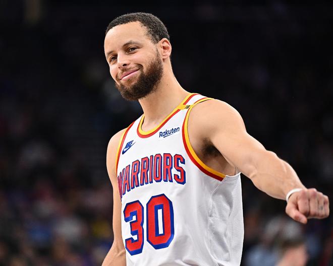 官宣！NBA巨星库里将在8月前往重庆体验无人机灯光秀&两江游