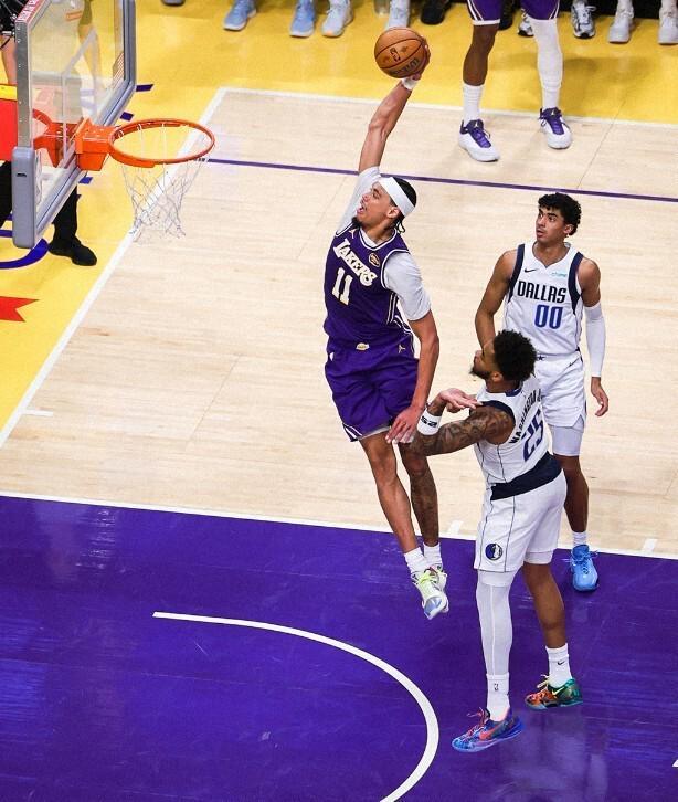 129-119！里夫斯38分，東契奇35+11助，湖人6連勝躋身NBA杯八強