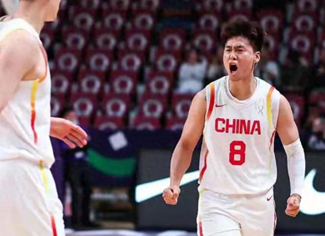 随着中国男篮获亚洲杯亚军，这6人已入2028主力框架