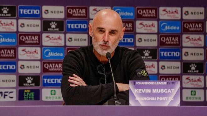 10战2平8负，海港在亚冠联赛交出“不及格“成绩单？亟需补强板凳深度！