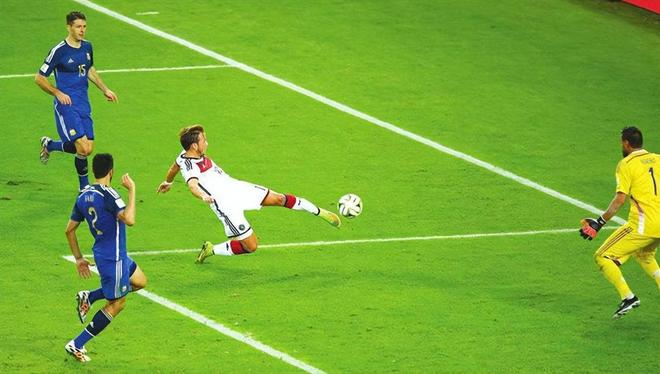 被誉为顶级天才，22岁闪耀世界杯，天选之子的格策后来去了哪里？