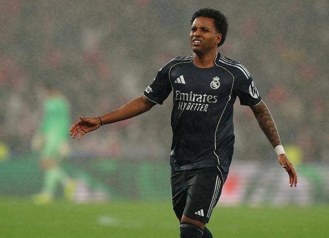 皇马再遭暴击！6000万红星辱骂主裁被官宣禁赛2场 无缘欧冠附加赛