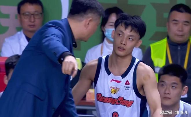 朱芳雨赌对了！广东队拒绝更换四外援，或囤积资金链梭哈冠军中锋