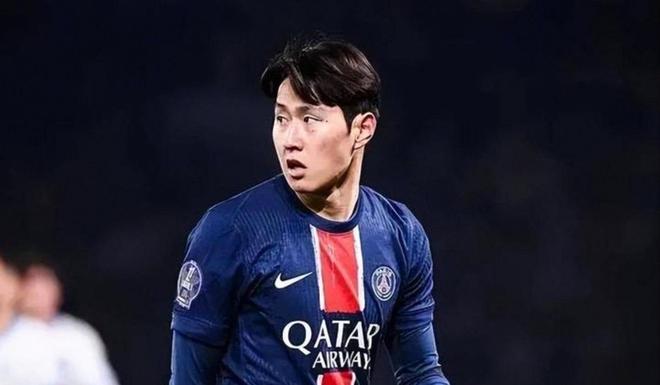 孙兴慜后“新一哥”之争：李刚仁斗志不足，24岁暴力射手后来居上