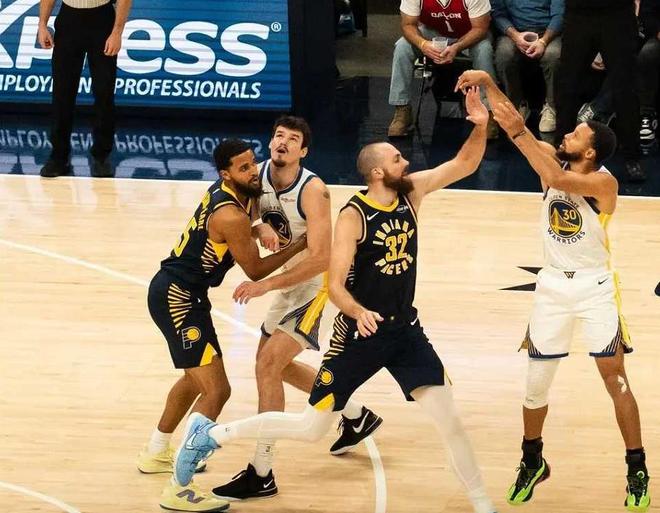 丑陋+难看！勇士48-41步行者，看数据：他是头号功臣！