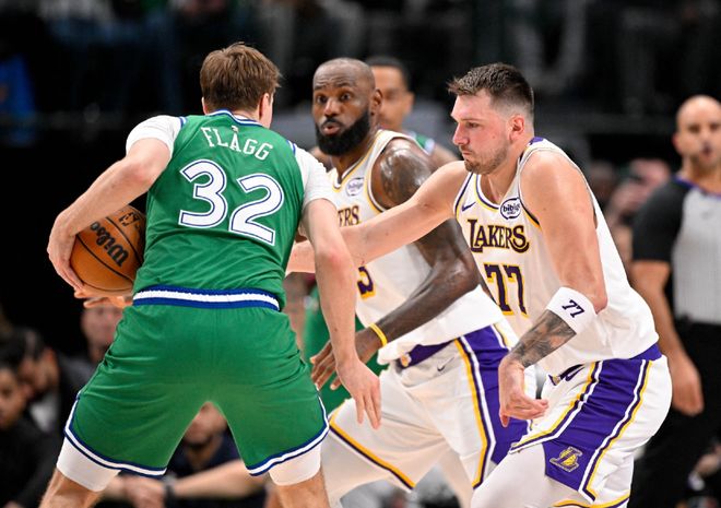 三巨头场均轰80分，但徒有其表！NBA被高估豪门，已提前退出竞争