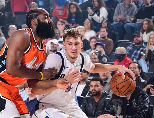 四连败！伦纳德30+8，汤普森6记三分，哈登17中5，快船没有退路了