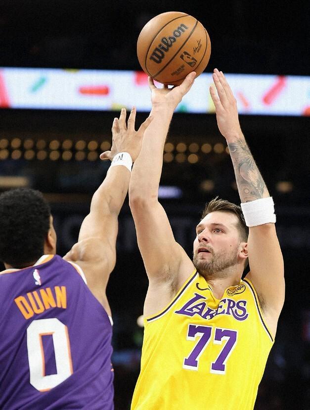 110-113！东契奇空砍41+8+8，西部卡位战湖人遭太阳队绝杀