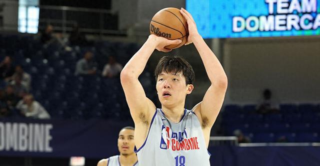ESPN模拟选秀：杨翰森排名升至41顺位 该签位属于勇士