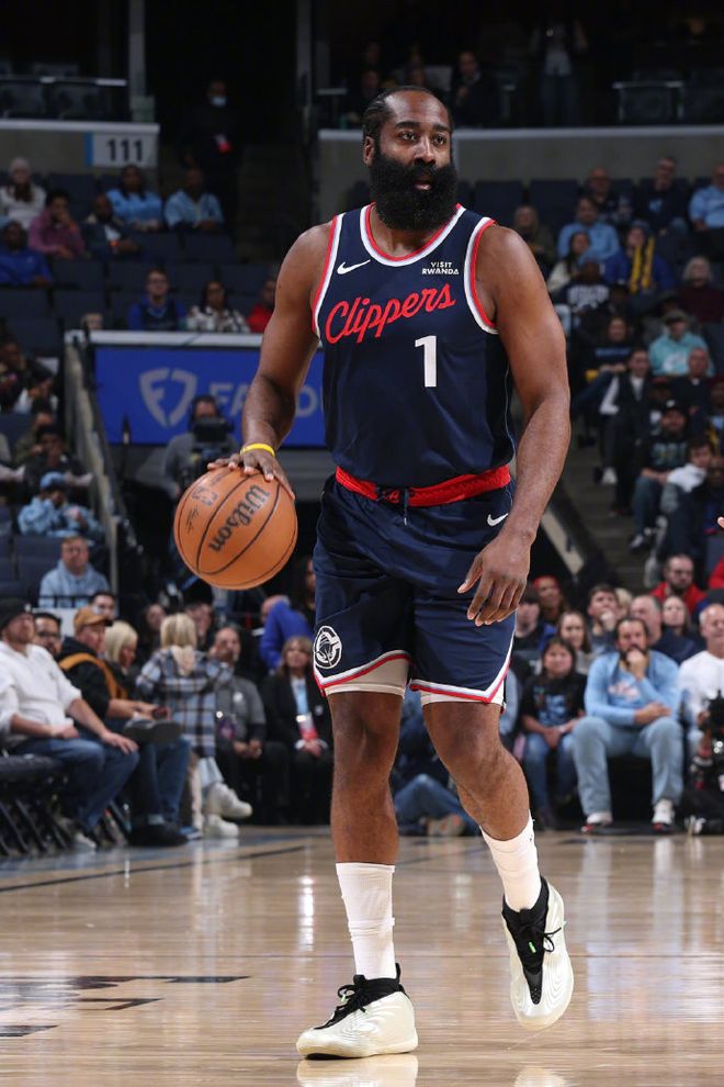 快船23战17败：稳居西部倒数第三 哈登首节13分后三节5分哑火