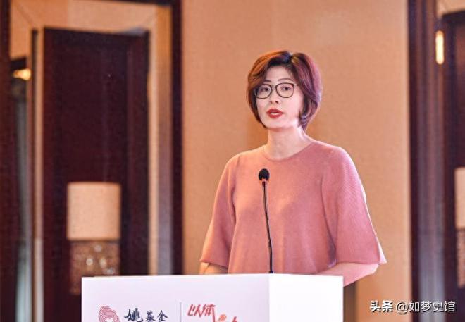 官宣！姚明妻子做出重要决定，坚守8年后，她选择辞去姚基金职务