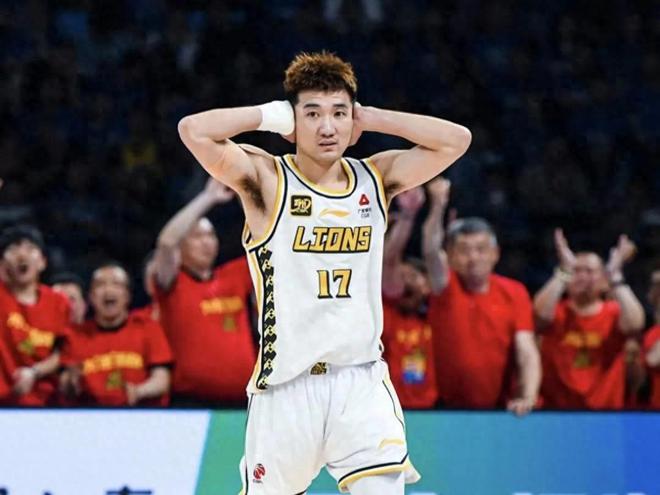 孙铭徽夺冠后发文，几乎没人祝福，评论区满屏嘲讽 直播被喷下播
