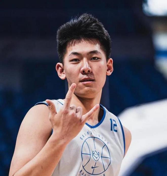 接班韩德君？辽篮内线新星U22比赛仅得5分 未来的路还很长