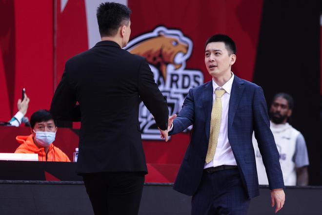 少帅失势，杨鸣走下神坛，新王登基