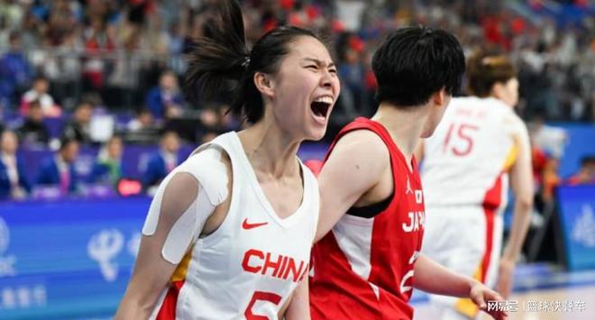 53分大胜后再赢44分！女篮劲敌杀红眼：中国夺冠绊脚石还是他们？