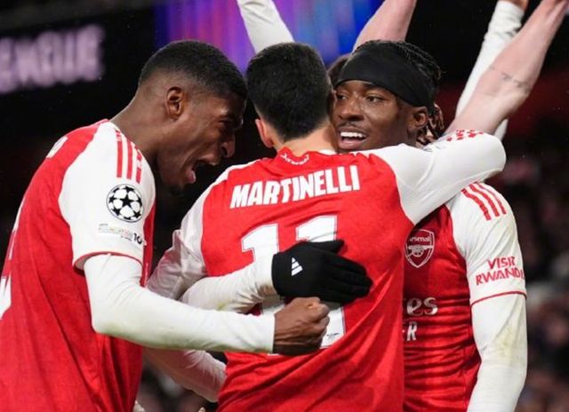 一场3-1！打出欧冠大热门：阿森纳5连胜+送拜仁首败，有望拿2冠