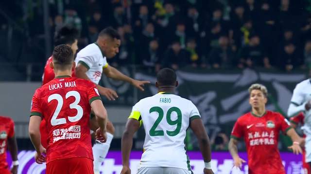 3-0，国安豪取足协杯冠军，获亚冠名额 阿布雷乌3球 河南输在经验