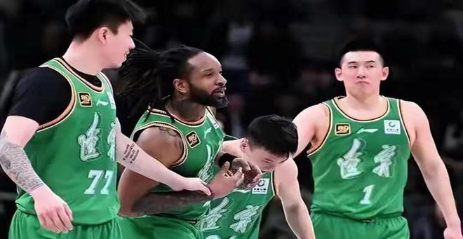 王岚嵚0分，布朗失误多，威尔斯差劲，辽篮后场“该咋整”？