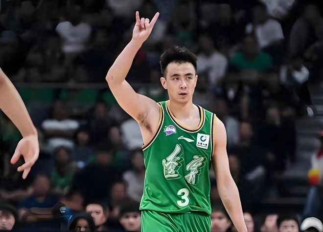 7投1中！辽宁队输给深圳，揪出最大“废柴” 坑惨了球队