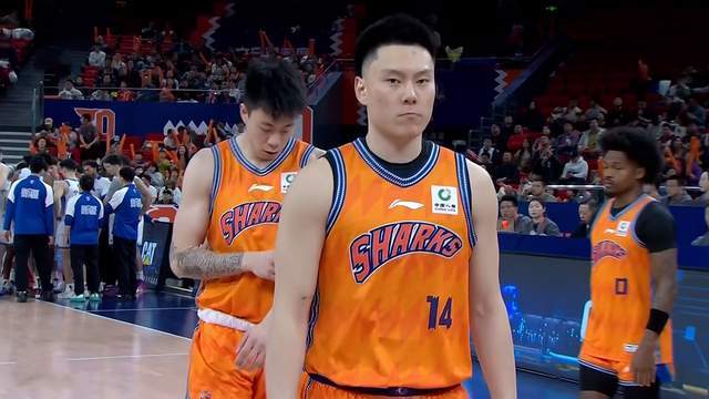 守住第4名，上海男篮重获连胜 王哲林16+11变第6人 全队三分27中6