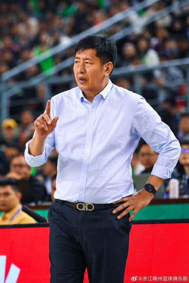 浙江官方：丁伟因个人原因向俱乐部提出辞去总教练职务