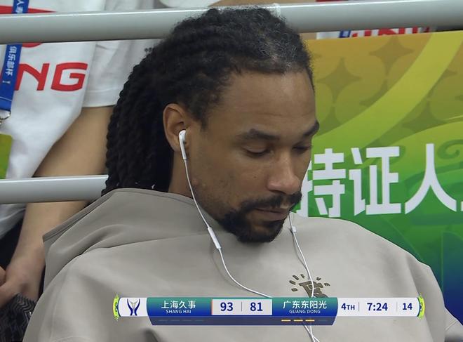 广东3消息！萨林杰正式被裁，杜锋官宣高升，胡明轩做重要决定