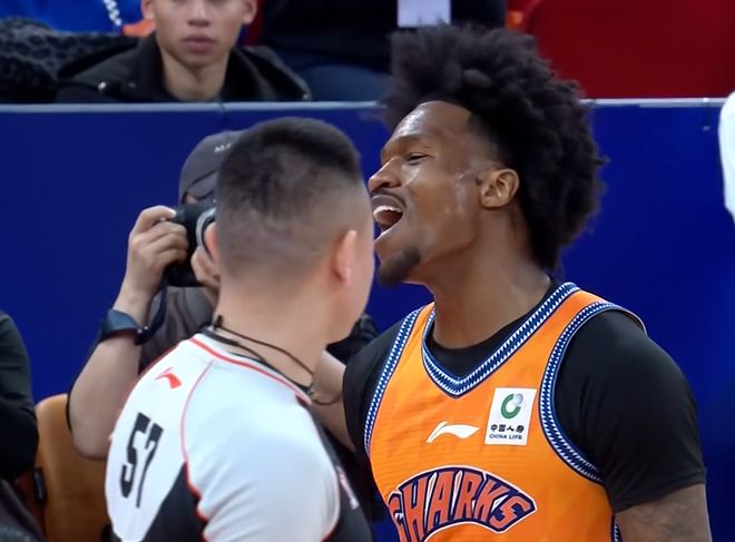 CBA名记喊话古德温：王少杰受伤，你应该出来点评一下才科学