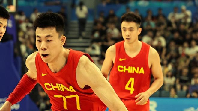 中国队15人名单出炉！辽篮元素凸显,徐杰曾凡博退出,程帅澎等淘汰