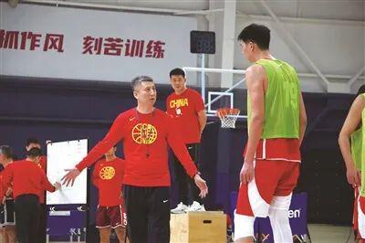 新春佳节中国篮球步履不停忙备战
