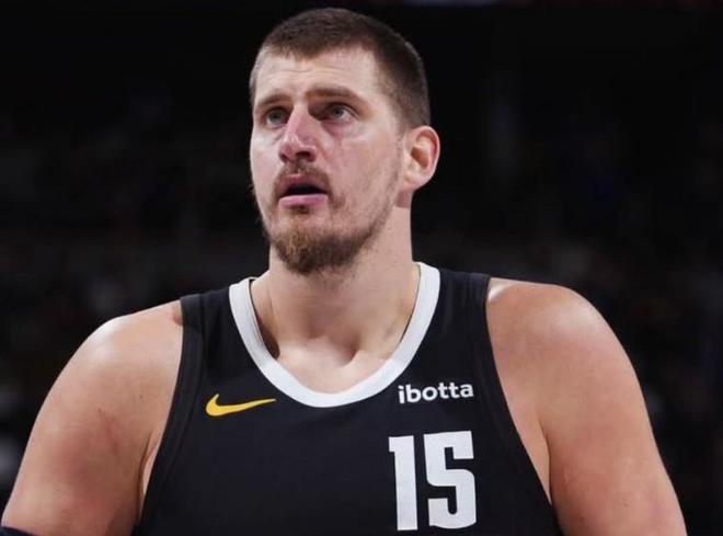 约基奇：湖人是一支很难击败的对手，我们靠关键防守赢下比赛