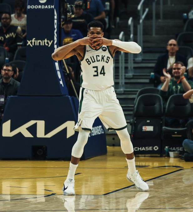 鹰王空砍两双CJ错失绝杀，字母哥21+17+6，雄鹿复仇送老鹰四连败