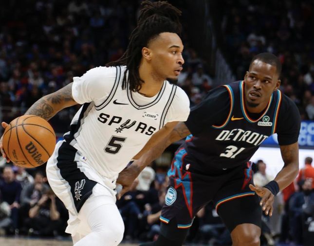 爆大冷！东部第一轰然倒下：康宁汉姆哑火，文班狂轰21+17+6帽