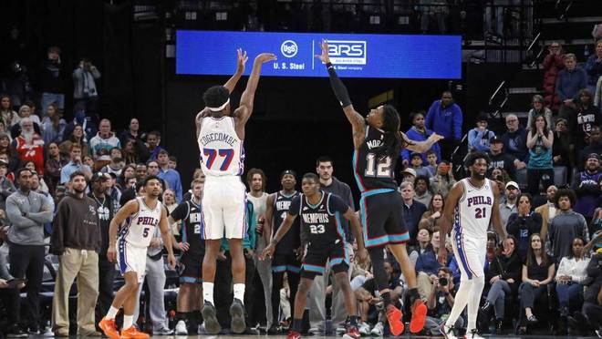 被打服了，76人队埃奇科姆直言莫兰特是他遇到的最难防守的球员