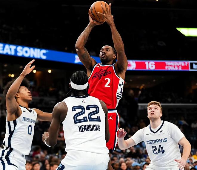 仅差3场！小卡迎来神级里程碑，三大新援同时爆发，快船逼近勇士