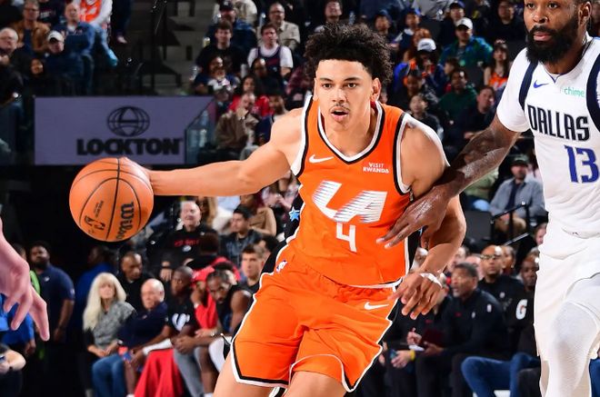 回到替补后表现明显下滑，留给快船锋线新秀的机会可能不多了？