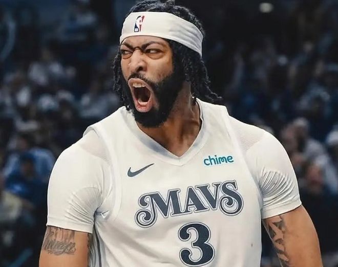 卫冕冠军喜讯，SGA复制乔丹神迹！库里伤停，独行侠酝酿大交易