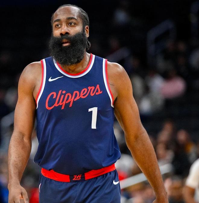 判若两人！哈登上半场20分+下半场0分 全场仅1助 快船完败给勇士