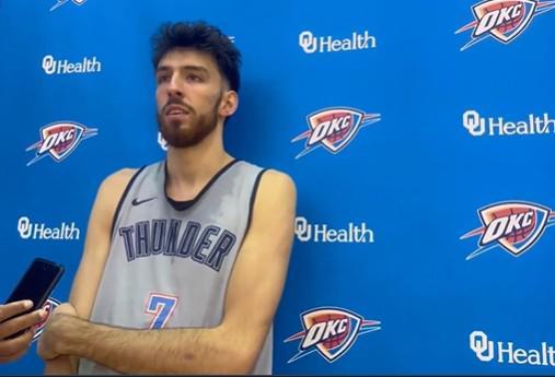 奪冠后是否懈怠？切特：雷霆沒(méi)人沉浸過(guò)去，奪冠并非完成所有任務(wù)