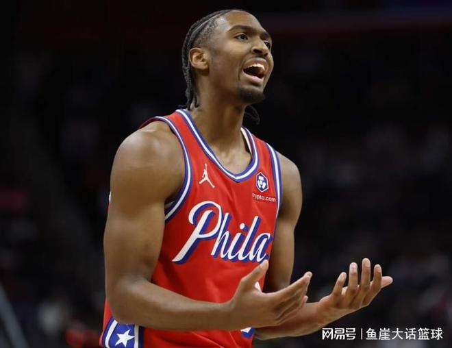 76人41分惨败！马克西20+4，湖人旧将4人起冲突，魔术替补大爆发