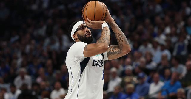 曝戴維斯計(jì)劃在本周四參加球隊(duì)訓(xùn)練 爭(zhēng)取獲準(zhǔn)對(duì)陣湖人復(fù)出