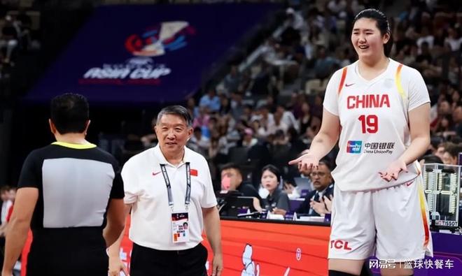 中国篮协终于开窍了？为2米26张子宇开绿灯：宫鲁鸣未雨绸缪了？