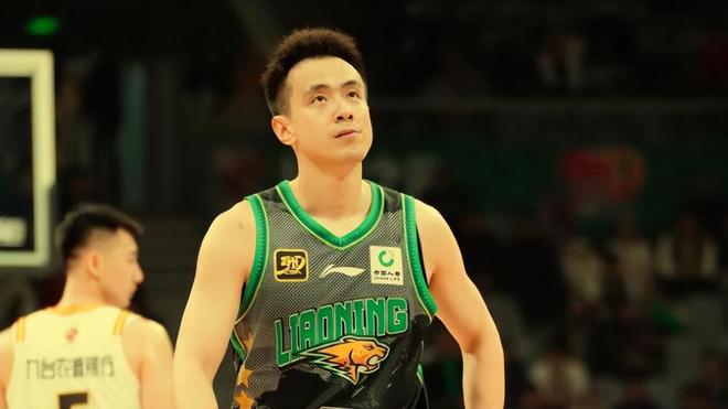 CBA赵子龙狂轰24+3+7+1复出即巅峰！辽篮否极泰来,送给新疆两连败