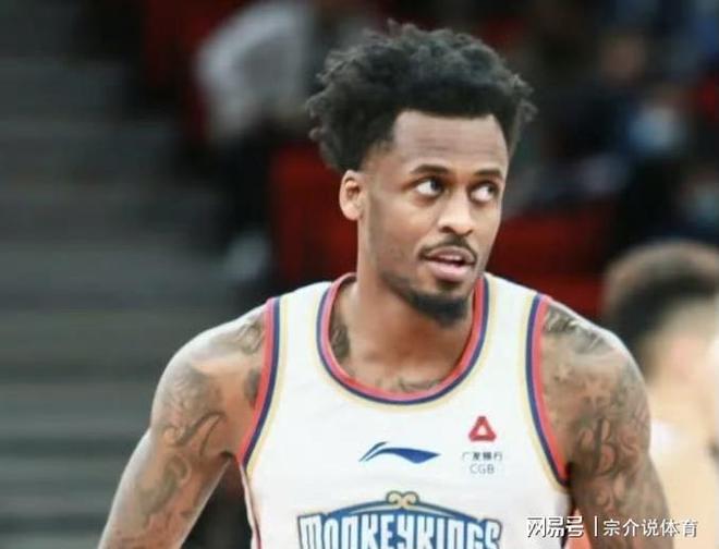 CBA出现重大丑闻，超级外援恶意操控比赛，广东队被坑了