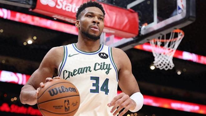 字母哥留在雄鹿后发声：传奇从不会主动追逐 只会自带引力